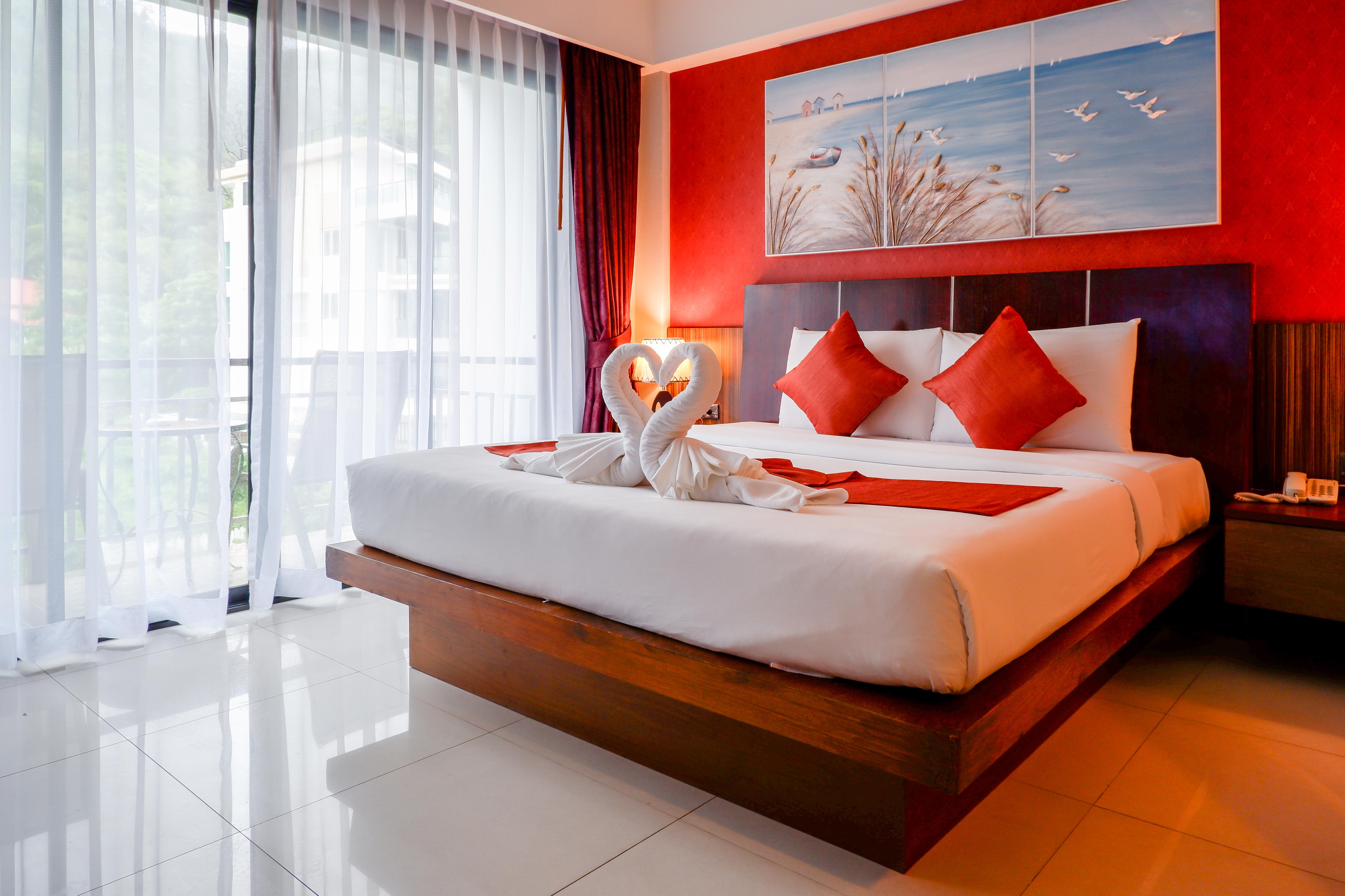 Di Pantai Boutique Beach Resort Patong Exterior photo
