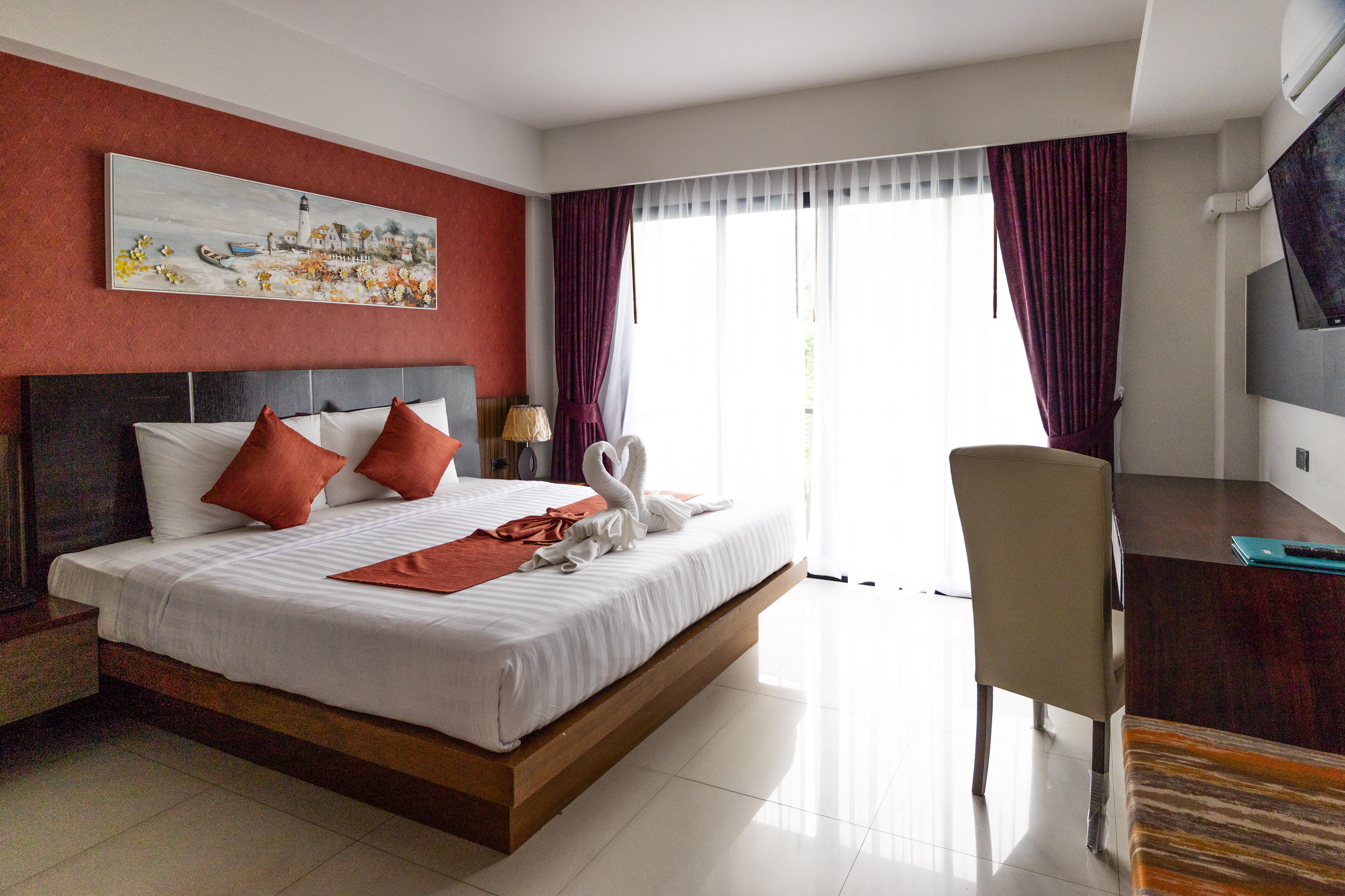 Di Pantai Boutique Beach Resort Patong Exterior photo