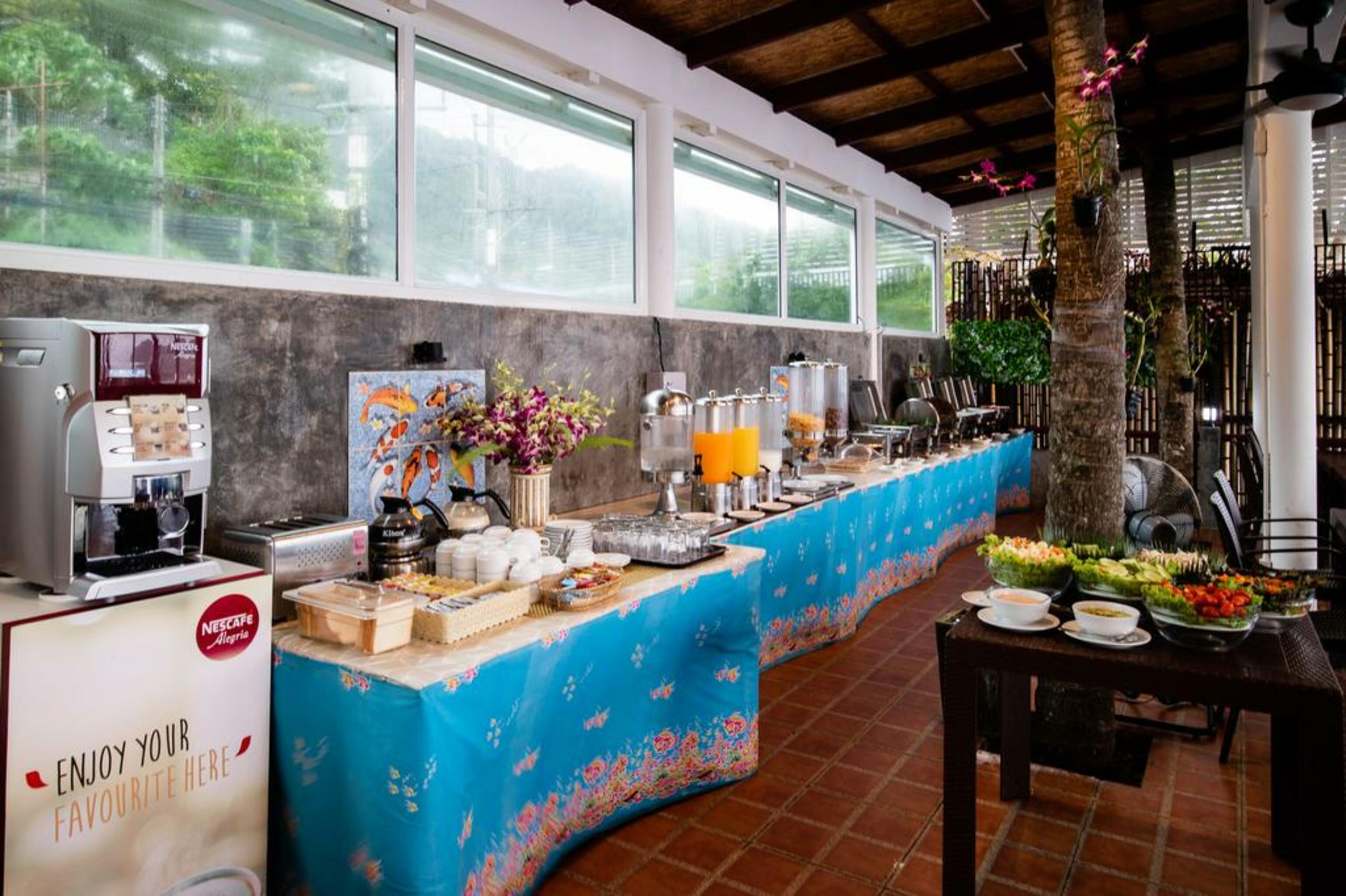 Di Pantai Boutique Beach Resort Patong Exterior photo