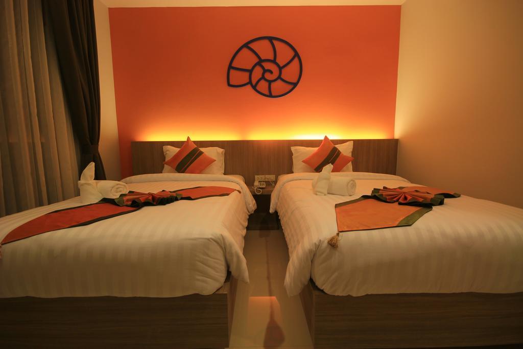 Di Pantai Boutique Beach Resort Patong Exterior photo