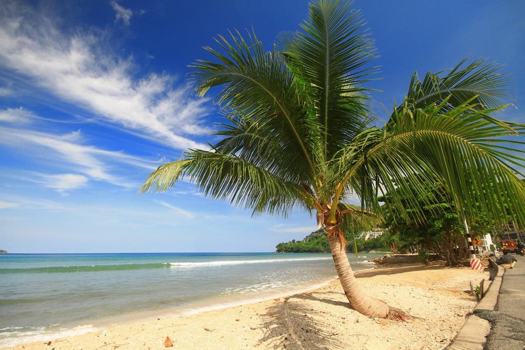 Di Pantai Boutique Beach Resort Patong Exterior photo